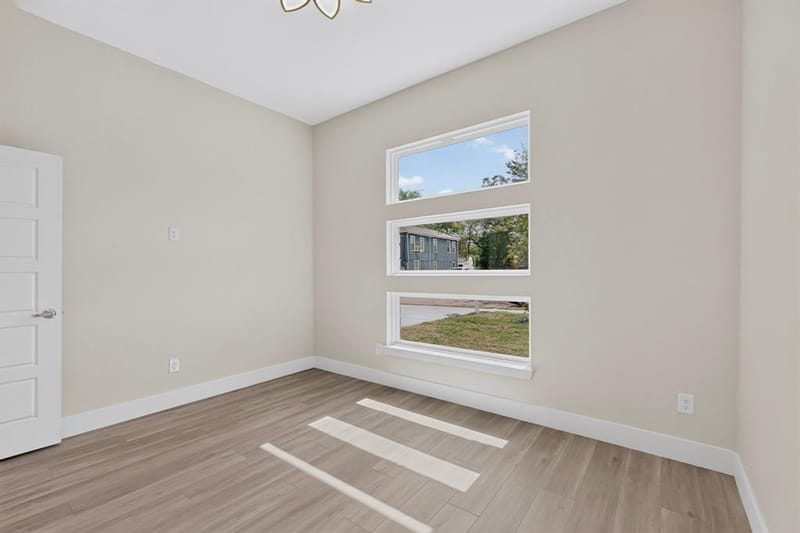 1717 Pear Street, Dallas TX 75215 - Photo 19