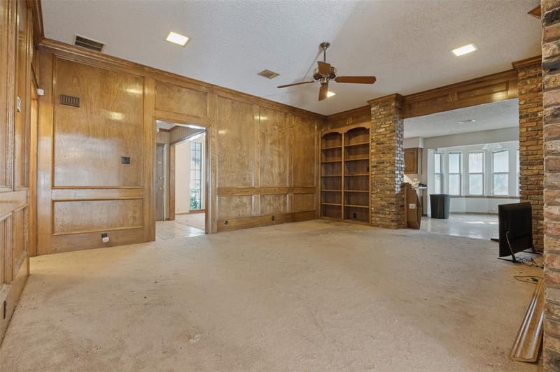 1901 Wedgewood Drive, Grand Prairie TX 75050 - Photo 3