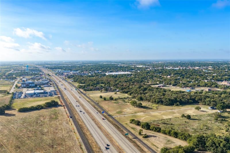 1207 N Interstate Highway 45, Ennis TX 75119 - Photo 5