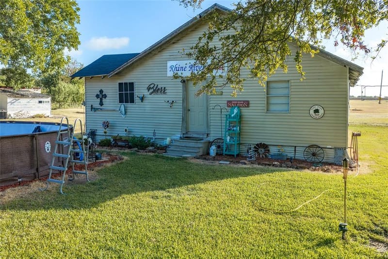 1207 N Interstate Highway 45, Ennis TX 75119 - Photo 35