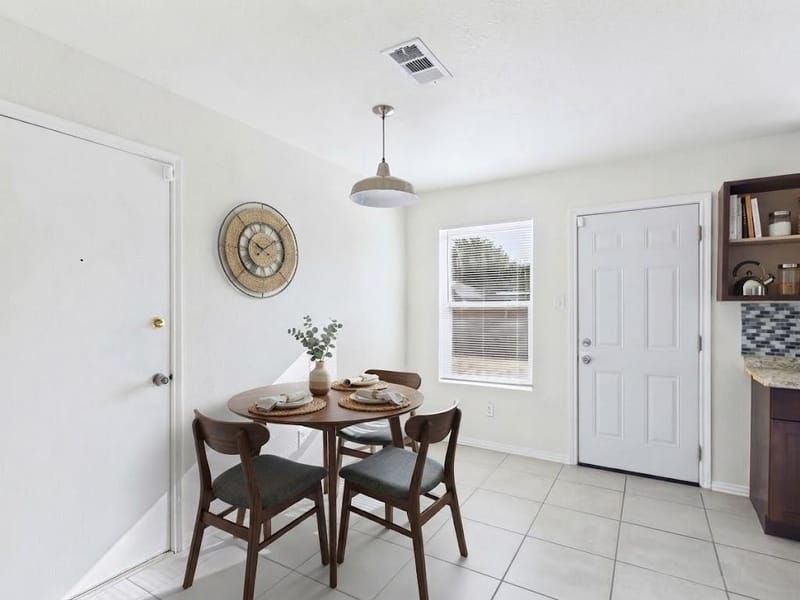 7217 Autumn Glen Drive, Forest Hill TX 76140 - Photo 6