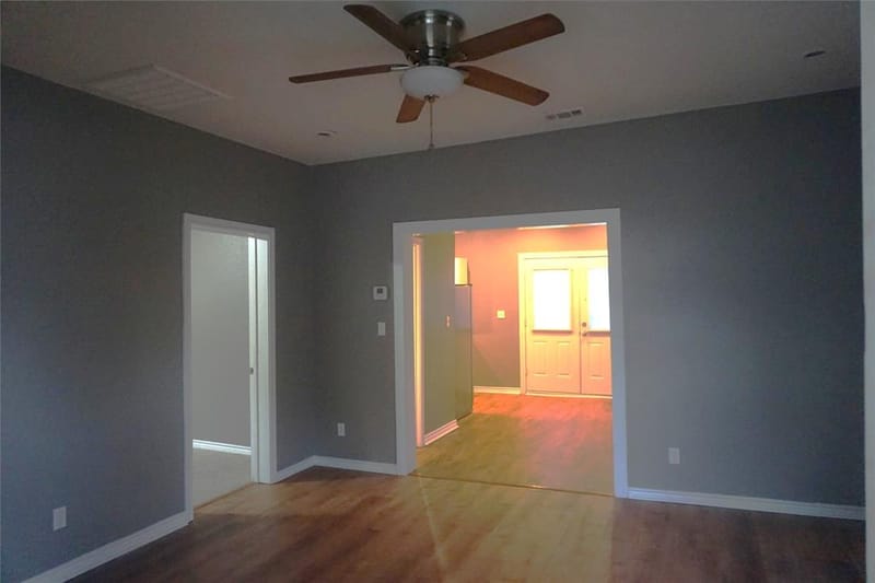127 E Hull Street, Denison TX 75021 - Photo 5