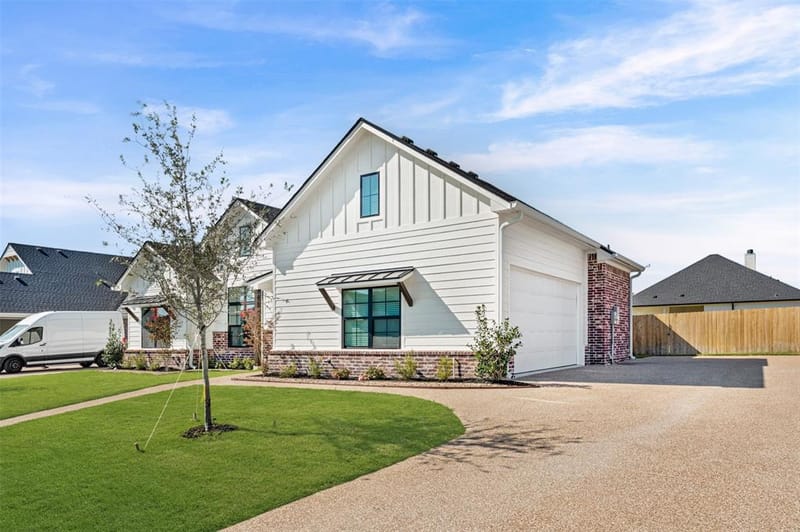 10205 Charmwood Drive, Waco TX 76712 - Photo 2