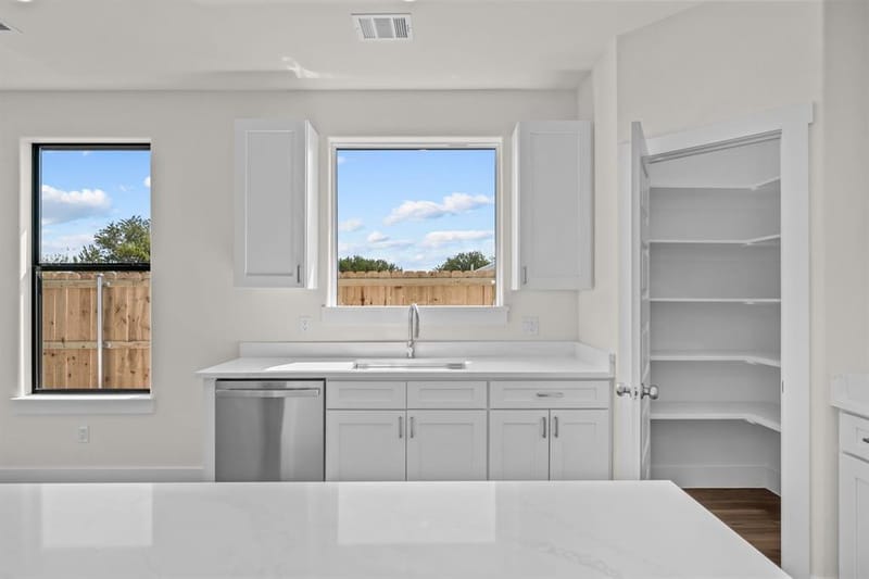 3631 Raintree Trail, Granbury TX 76048 - Photo 6