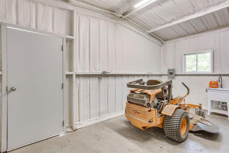 9210 County Road 1229, Godley TX 76044 - Photo 32