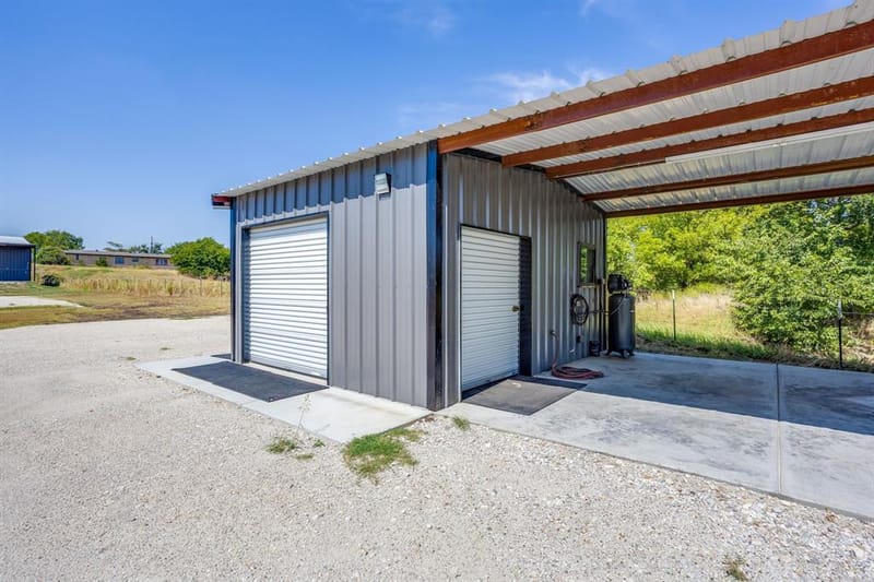 9210 County Road 1229, Godley TX 76044 - Photo 28