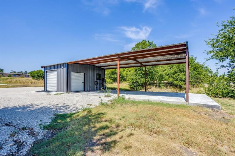 9210 County Road 1229, Godley TX 76044 - Photo 29