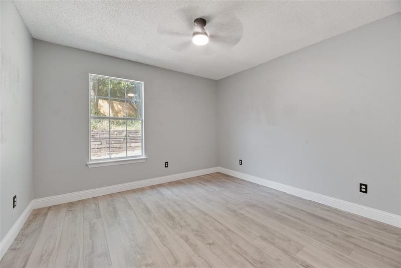 2503 Lyola Street, Dallas TX 75241 - Photo 12