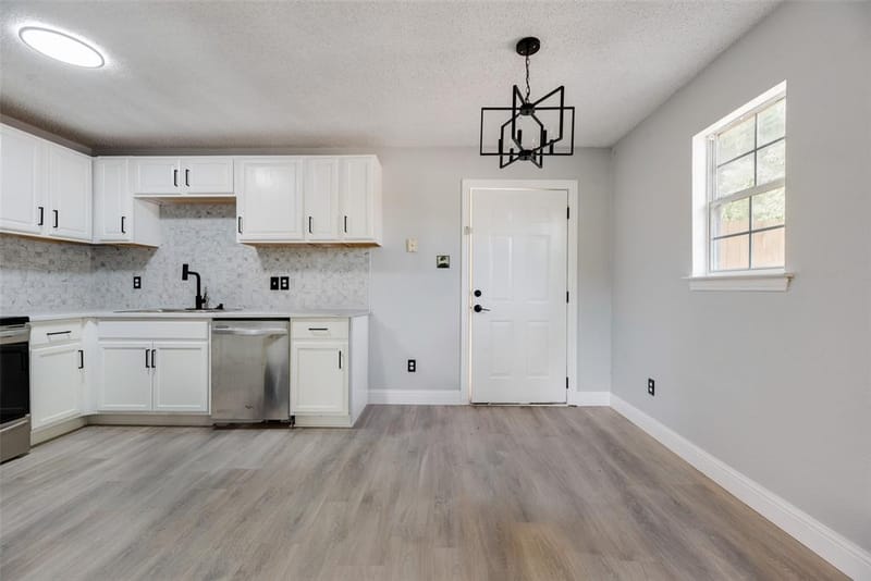 2503 Lyola Street, Dallas TX 75241 - Photo 5