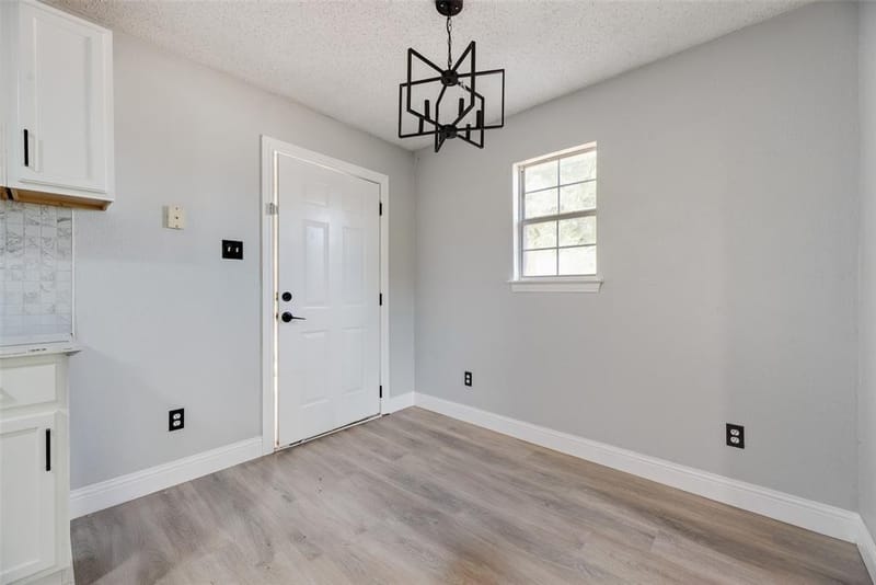 2503 Lyola Street, Dallas TX 75241 - Photo 4