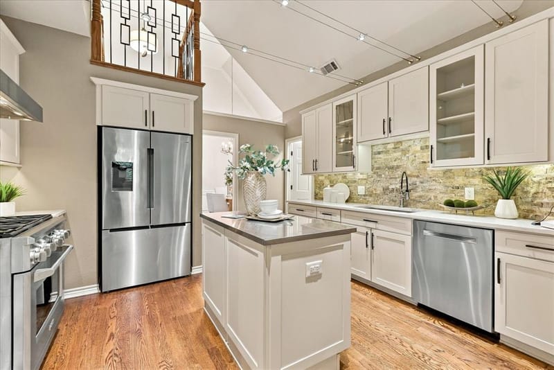 82 Remington Drive W, Highland Village TX 75077 - Photo 13
