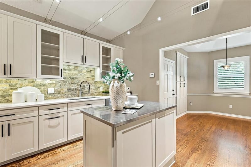 82 Remington Drive W, Highland Village TX 75077 - Photo 15