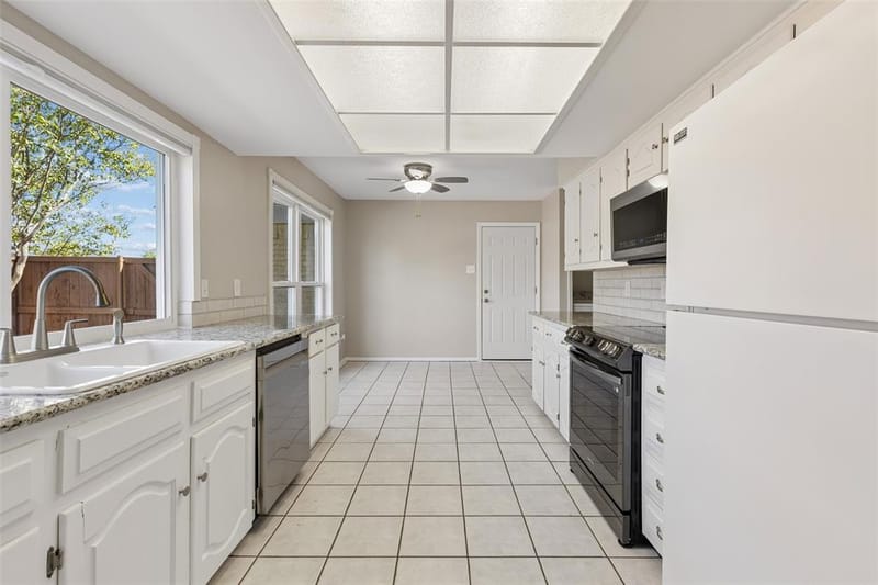 2023 Inverness Drive, Carrollton TX 75007 - Photo 11