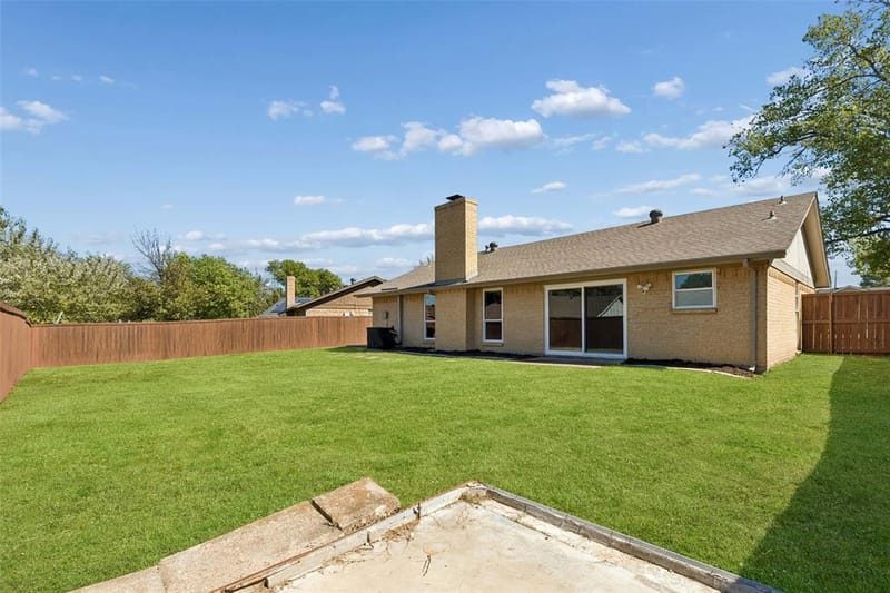 2023 Inverness Drive, Carrollton TX 75007 - Photo 31