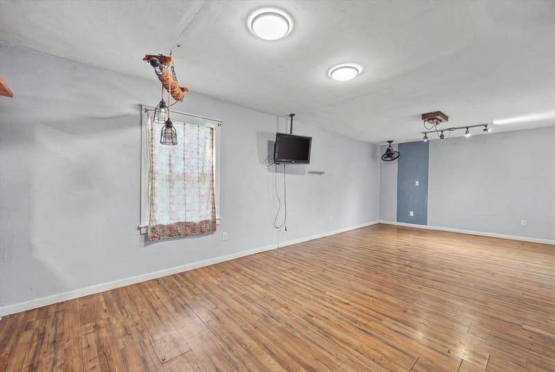 142 Iowa Place, Van TX 75790 - Photo 10
