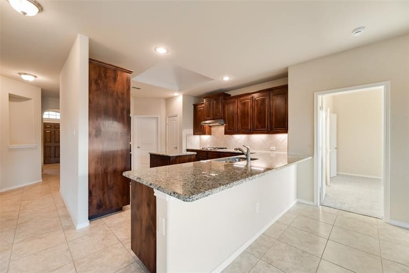18 Auburn Drive, Edgecliff Village TX 76134 - Photo 26
