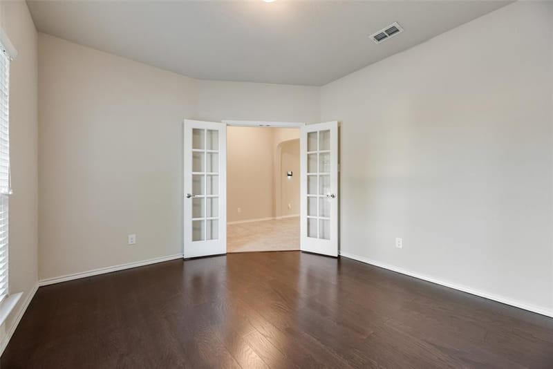 18 Auburn Drive, Edgecliff Village TX 76134 - Photo 30