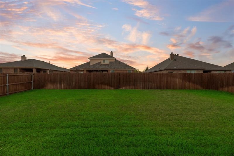 18 Auburn Drive, Edgecliff Village TX 76134 - Photo 40