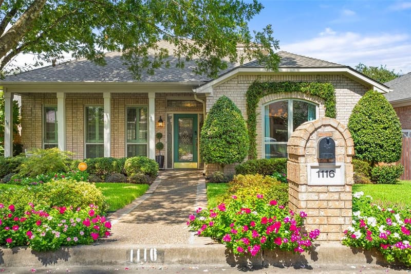 1116 Oak Garden Circle, Tyler TX 75703