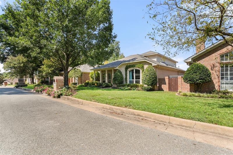 1116 Oak Garden Circle, Tyler TX 75703 - Photo 5