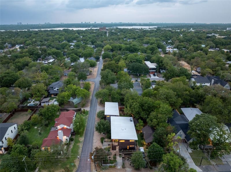 8903 San Leandro Drive, Dallas TX 75218 - Photo 32