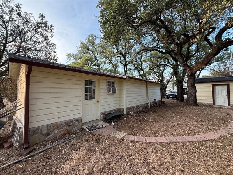 307 Mission Street, Glen Rose TX 76043 - Photo 22