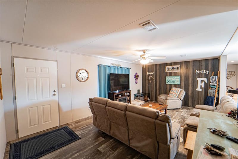915 S Miller Street, Breckenridge TX 76424 - Photo 6