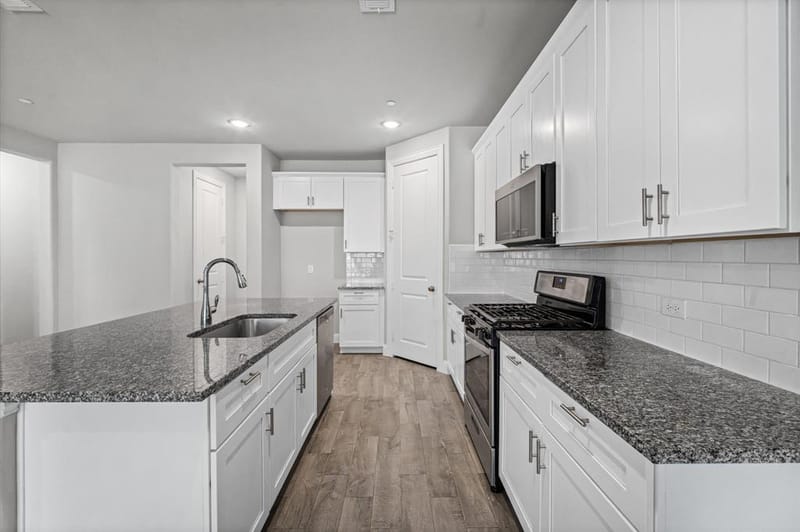 905 Suma Drive, Euless TX 76040 - Photo 8