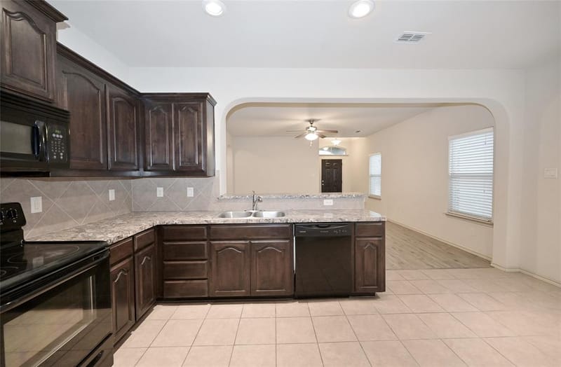 5921 Comanche Peak Drive, Fort Worth TX 76179 - Photo 7