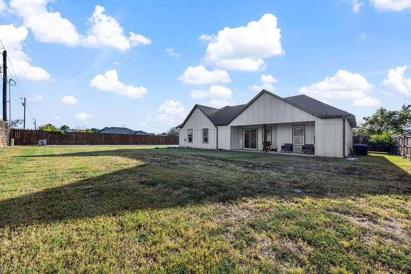 5637 Pollys Way, Fort Worth TX 76126 - Photo 30