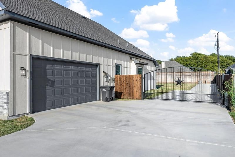 5637 Pollys Way, Fort Worth TX 76126 - Photo 31