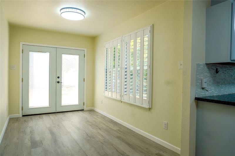 313 Boulder Court, Burleson TX 76028 - Photo 16