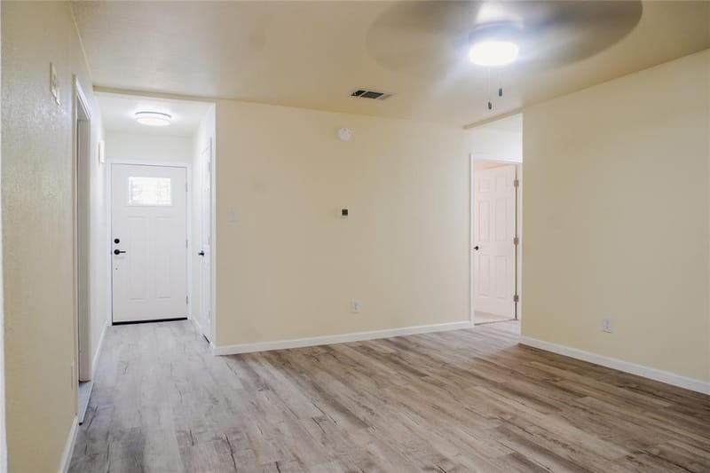 313 Boulder Court, Burleson TX 76028 - Photo 10
