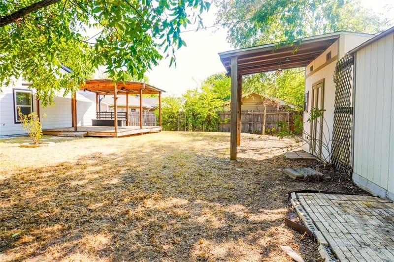 313 Boulder Court, Burleson TX 76028 - Photo 37
