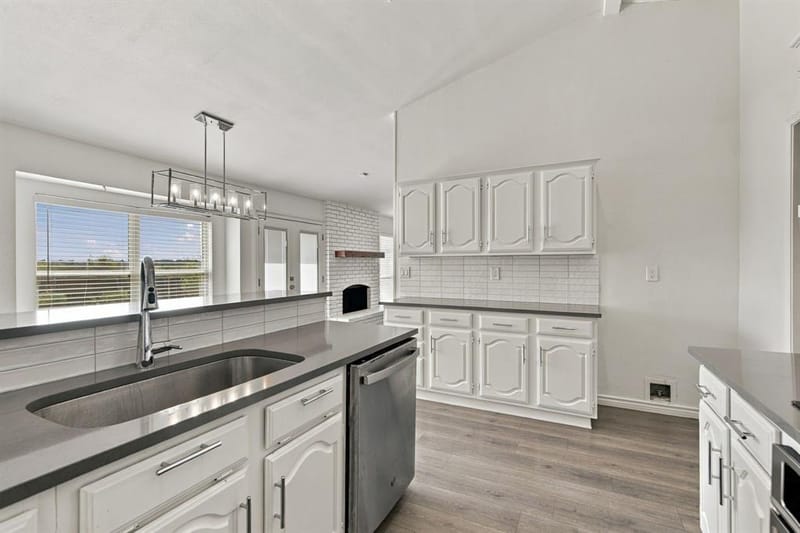 4405 Queen Circle, The Colony TX 75056 - Photo 17