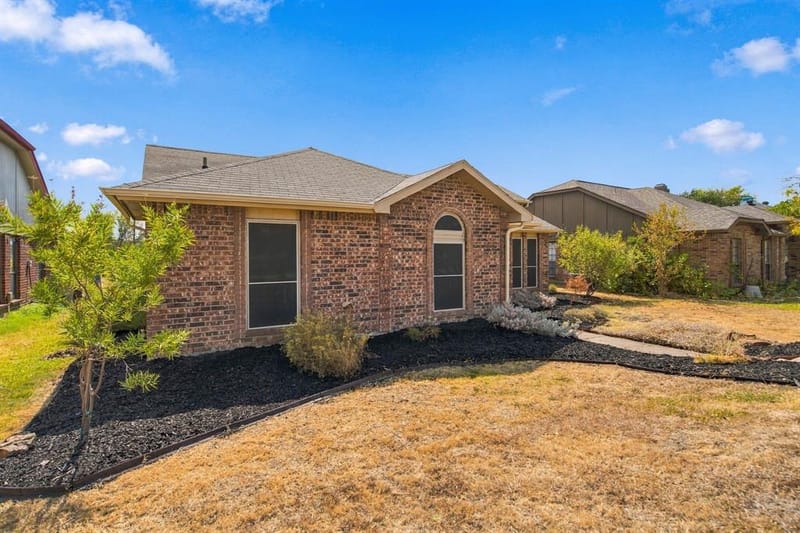4405 Queen Circle, The Colony TX 75056 - Photo 3