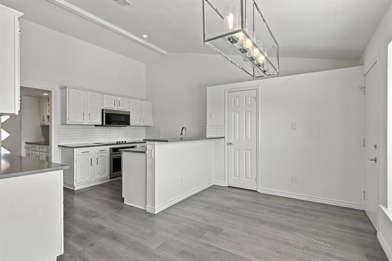 4405 Queen Circle, The Colony TX 75056 - Photo 14