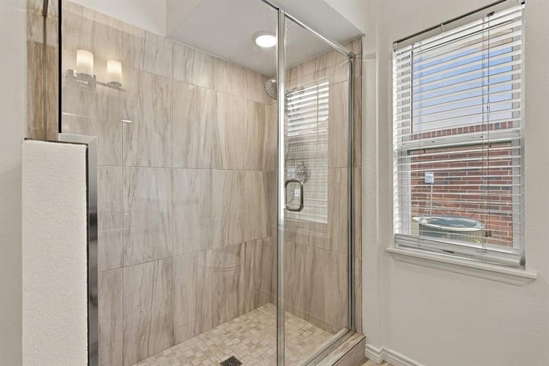 4405 Queen Circle, The Colony TX 75056 - Photo 21