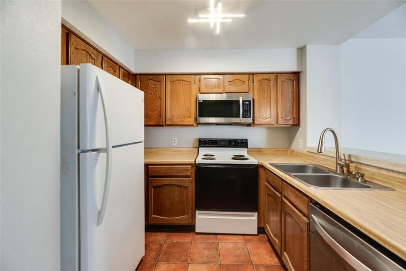 3129 Sondra Drive # 102, Fort Worth TX 76107 - Photo 12