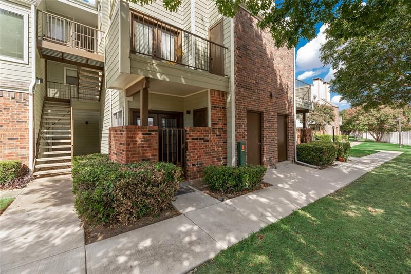 3129 Sondra Drive # 102, Fort Worth TX 76107 - Photo 3