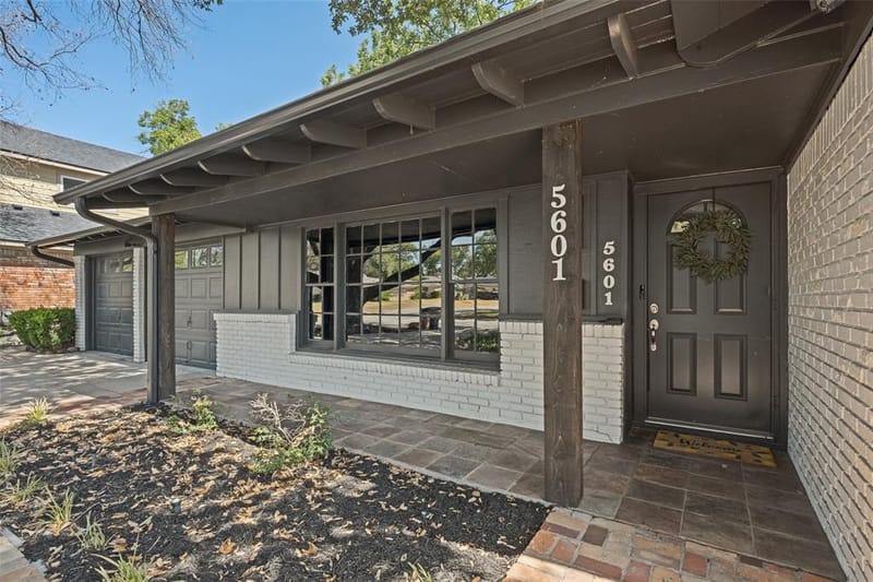 5601 Westcreek Drive, Fort Worth TX 76133 - Photo 2