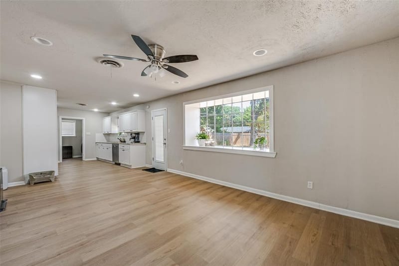 5601 Westcreek Drive, Fort Worth TX 76133 - Photo 9