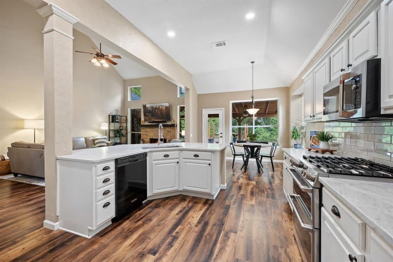 3202 Harbor Pointe Drive, Rowlett TX 75088 - Photo 8