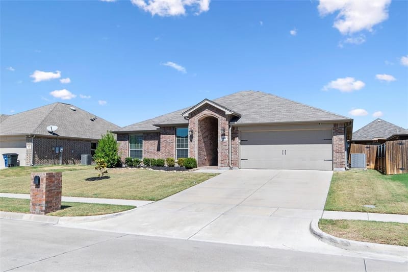 400 Acadia Lane, Forney TX 75126 - Photo 3