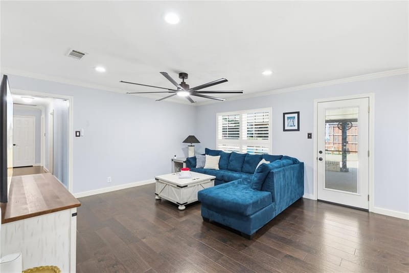 549 Sellmeyer Lane, Highland Village TX 75077 - Photo 9