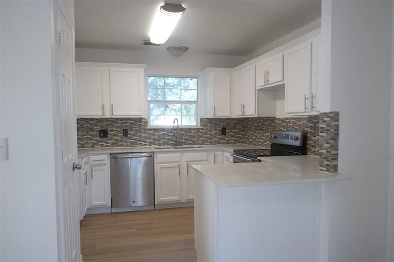 8626 Cedar Post Court, Dallas TX 75227 - Photo 7