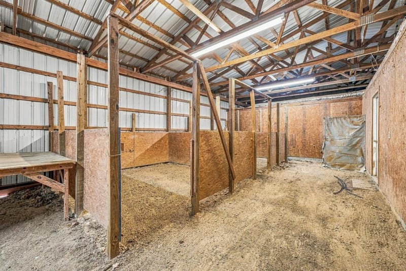 7829 County Road 176, Stephenville TX 76401 - Photo 20