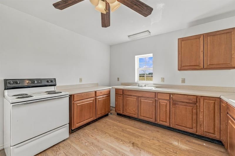 7829 County Road 176, Stephenville TX 76401 - Photo 11
