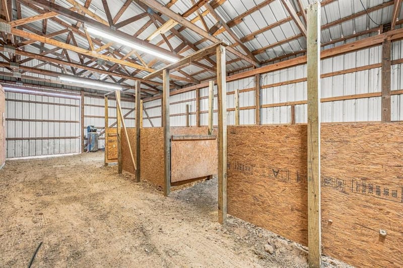 7829 County Road 176, Stephenville TX 76401 - Photo 19