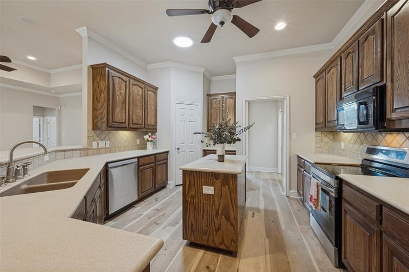 1620 Linda Drive, Sherman TX 75090 - Photo 6